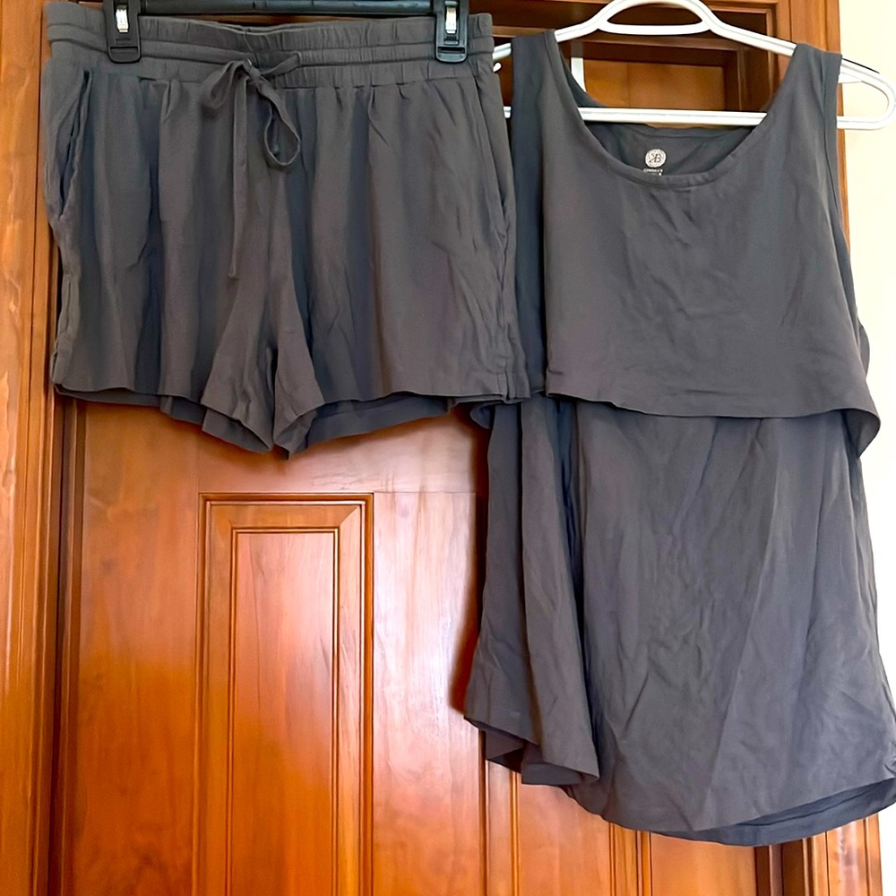 Kindred Bravely Maternity/Nursing Pajama Set- XL